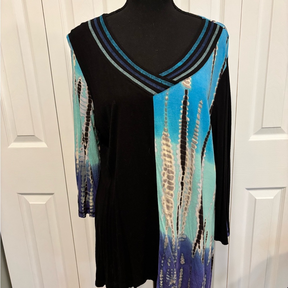 Parsley & Sage Black and Blue Artistic Tunic